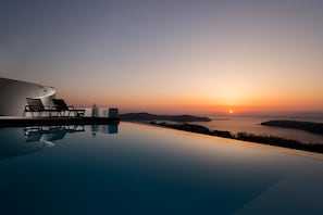 Outdoor pool, pool umbrellas, pool loungers