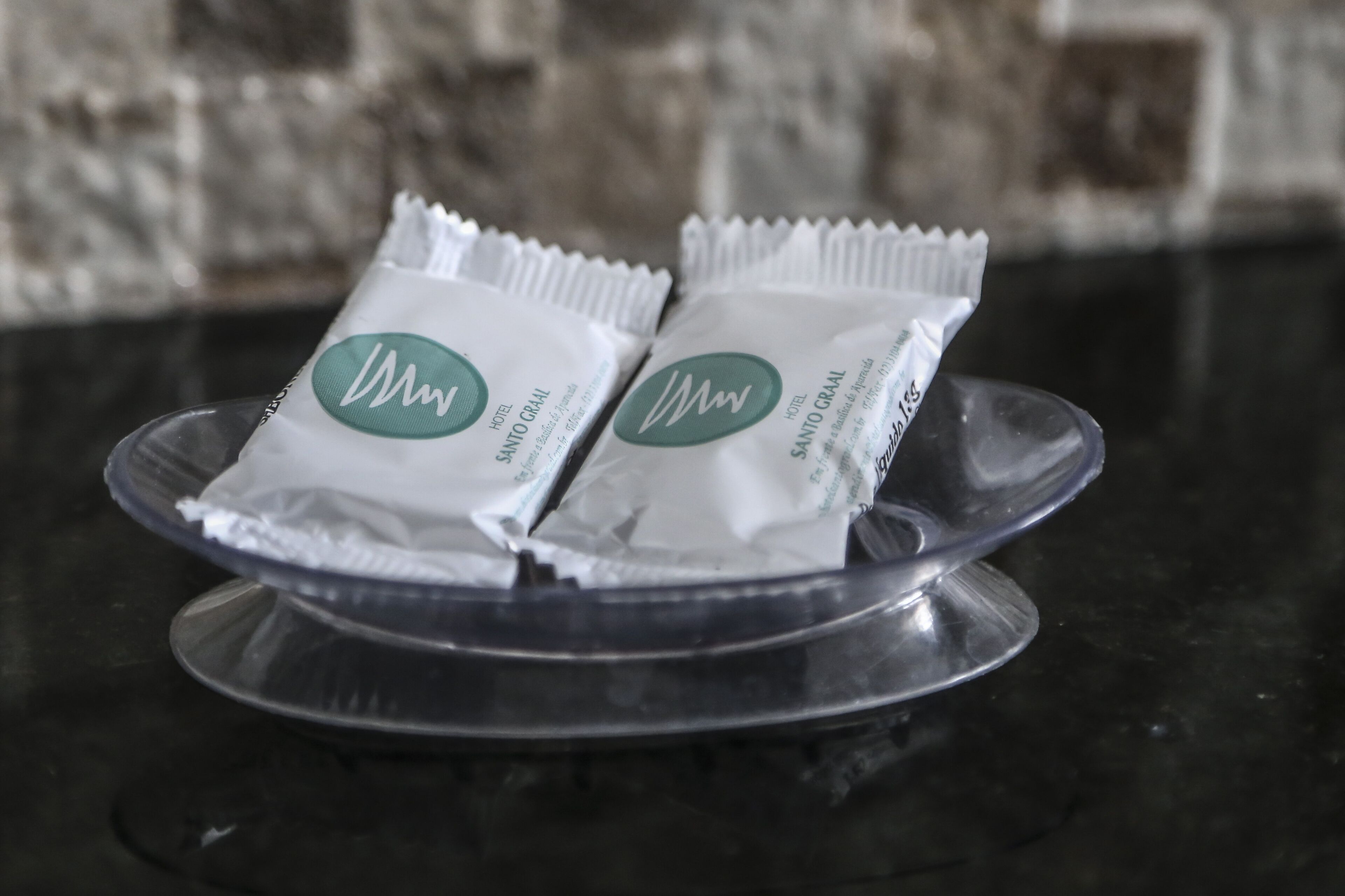 shower, free toiletries, towels