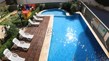 Outdoor pool, pool loungers