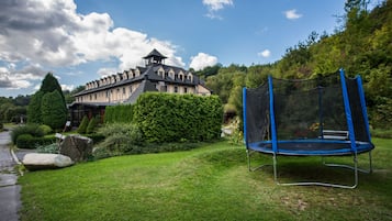 Enceinte de lâhĂ©bergement