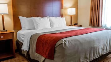 Sviitti, 1 suuri parisänky ja vuodesohva, tupakointi kielletty | Tallelokero huoneessa, työpöytä, silitysrauta/-lauta, ilmainen Wi-Fi