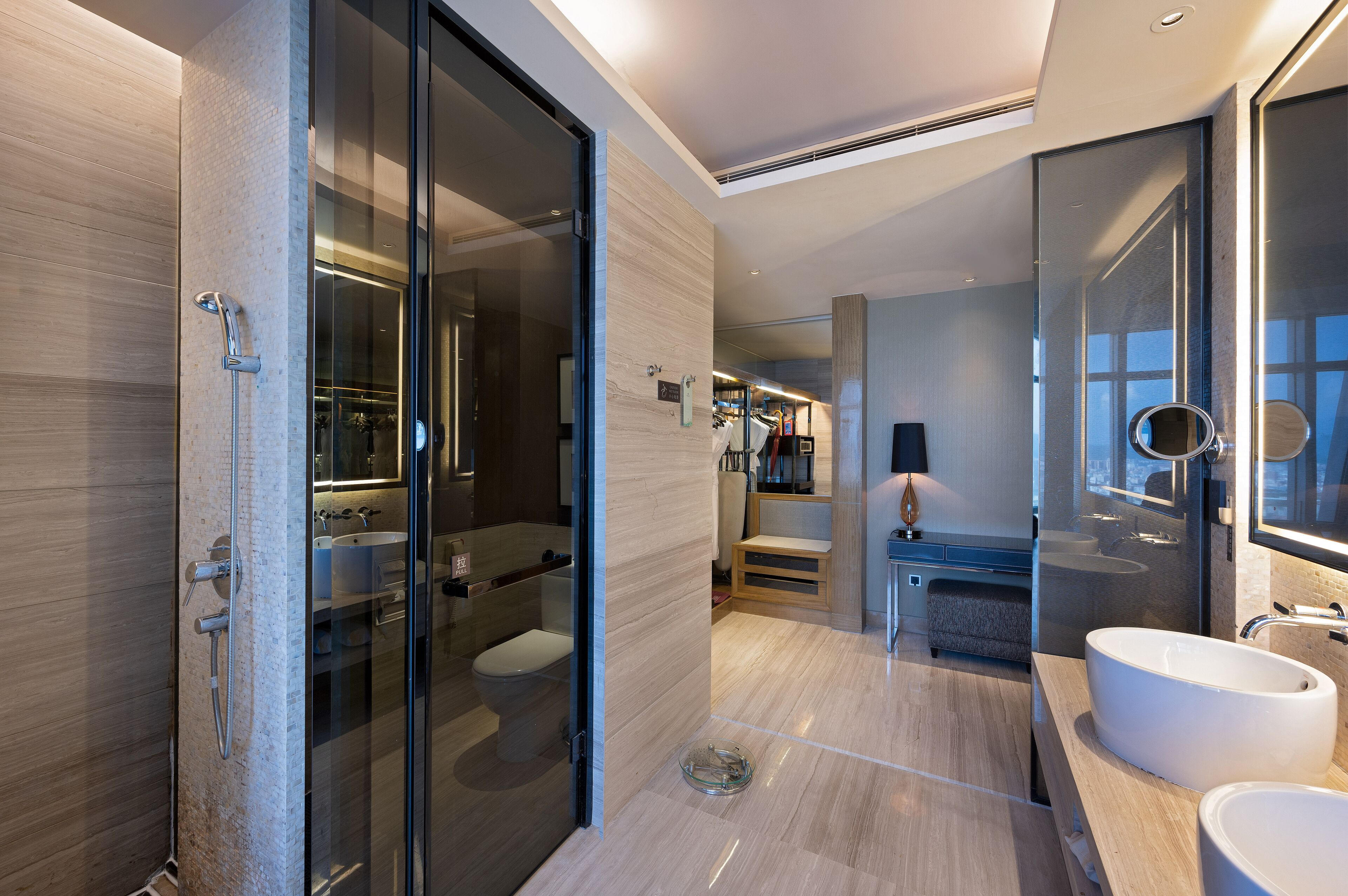 1 bedroom, down duvets, in-room safe, desk