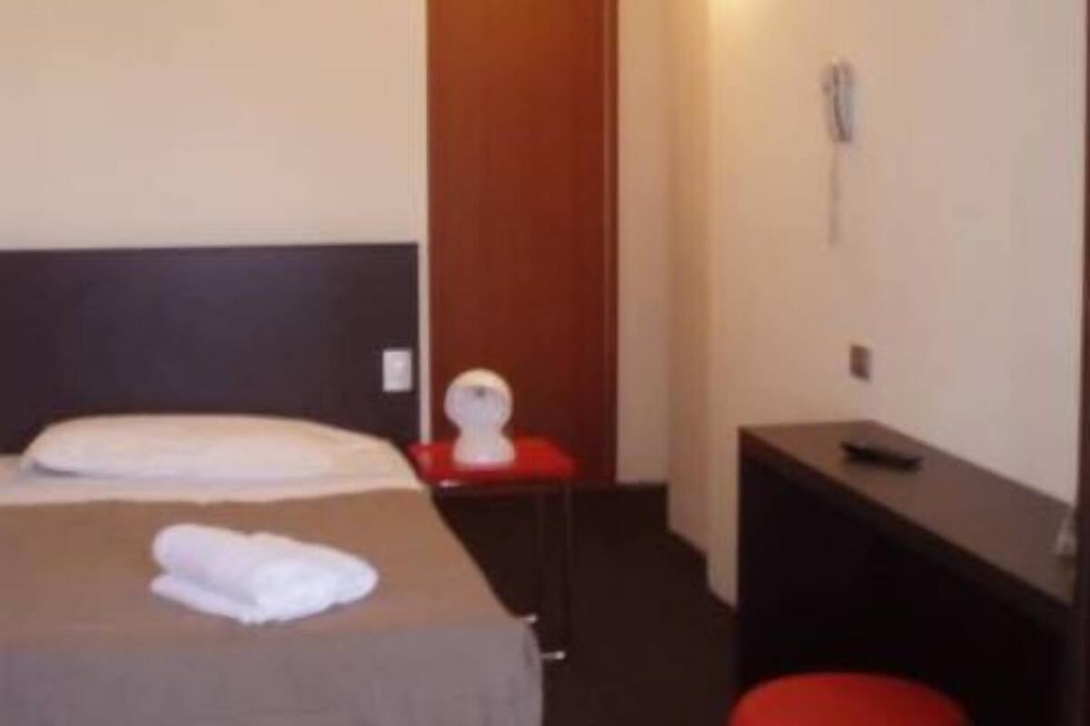 Single Room | Hypo-allergenic bedding available, desk, WiFi (free)