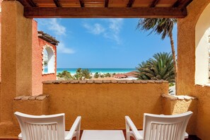 Minibar, in-room safe, desk, blackout curtains - Occidental Boa Vista Beach (Boa Vista)