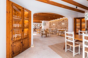 Breakfast, lunch, dinner served; Mediterranean cuisine, garden views 