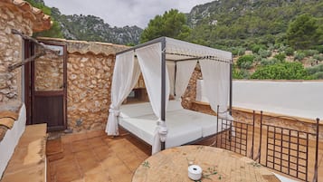 Habitación doble superior, terraza | Terraza o patio