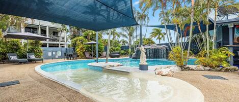 Outdoor pool, open 8:00 AM to 10:00 PM, pool umbrellas, sun loungers