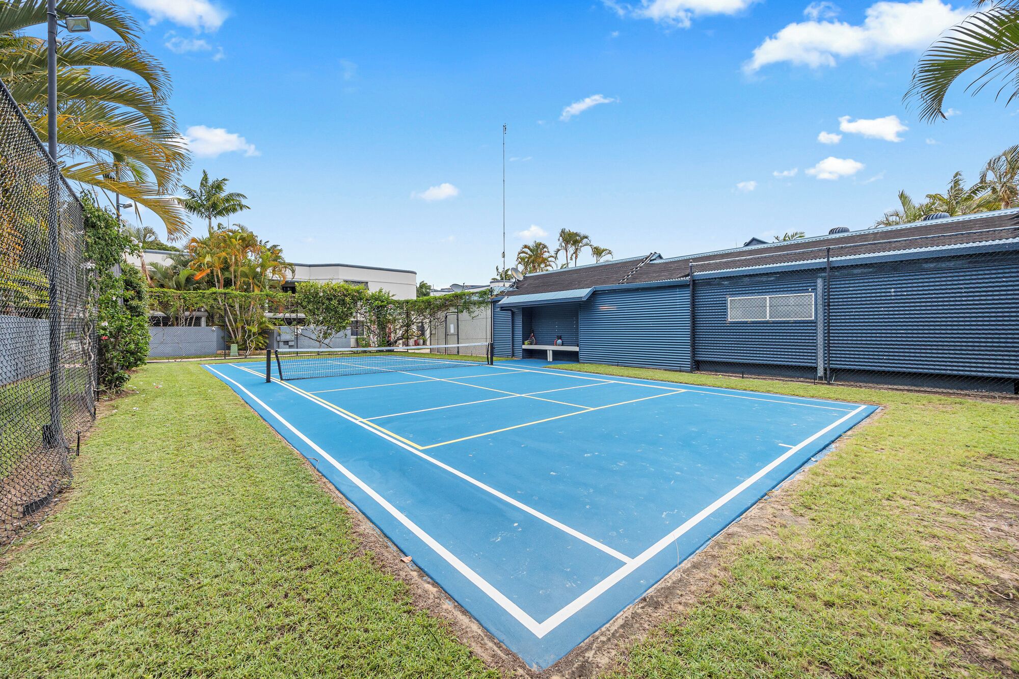 Terrain de tennis
