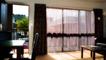 One Bedroom (3 Adults)