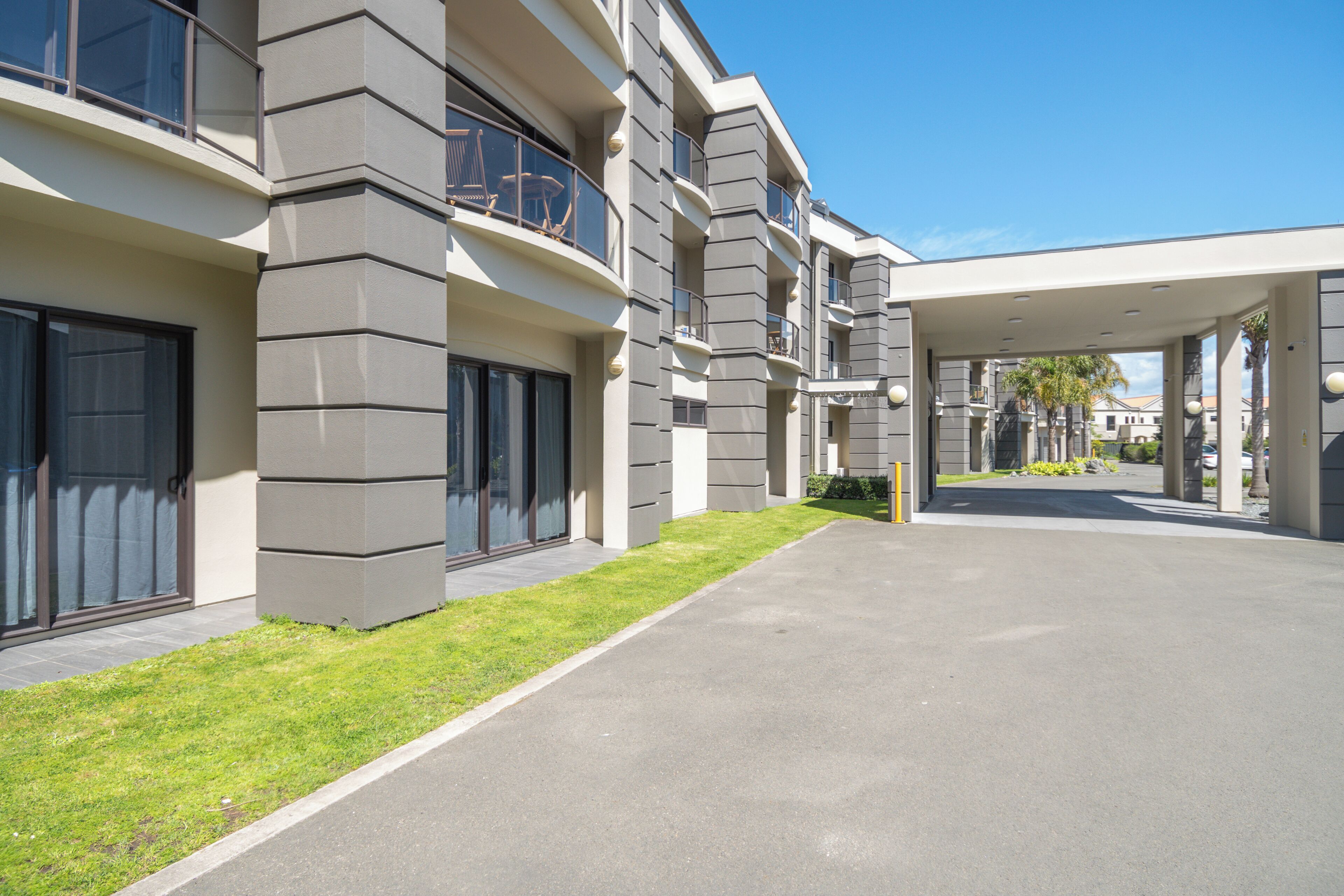 Bagian depan properti