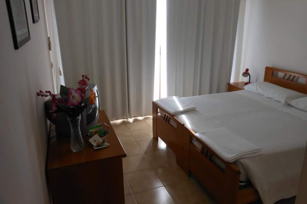 Double Room | Desk, free WiFi