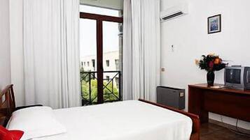 Camera singola | Una scrivania, Wi-Fi gratuito