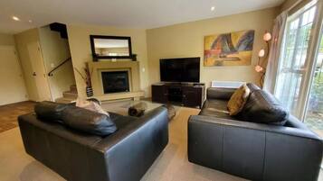 Egyptian cotton sheets, premium bedding, iron/ironing board