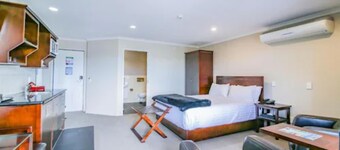 Aotea Motor Lodge