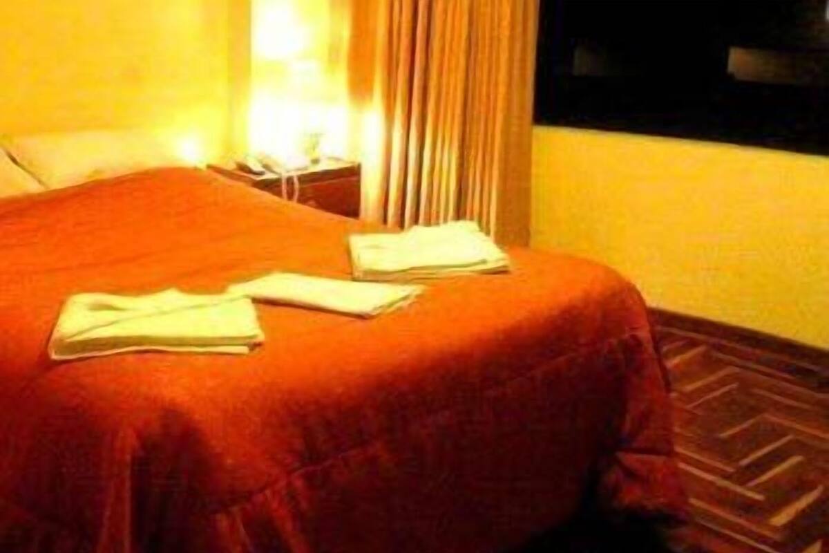Iron/ironing board, free WiFi