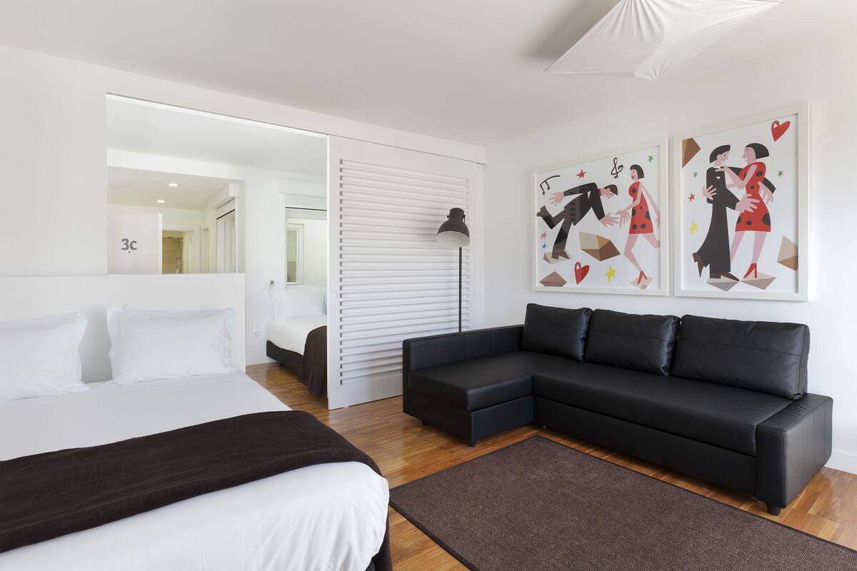 Studio | Premium bedding, in-room safe, laptop workspace, blackout curtains