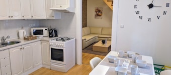 Apartments Tynska 7