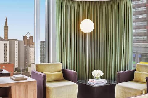1 bedroom, premium bedding, pillowtop beds, minibar