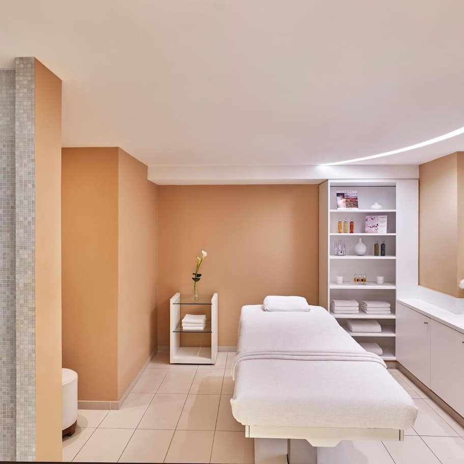 Body treatments, body wraps, body scrubs, facials, 2 treatment rooms