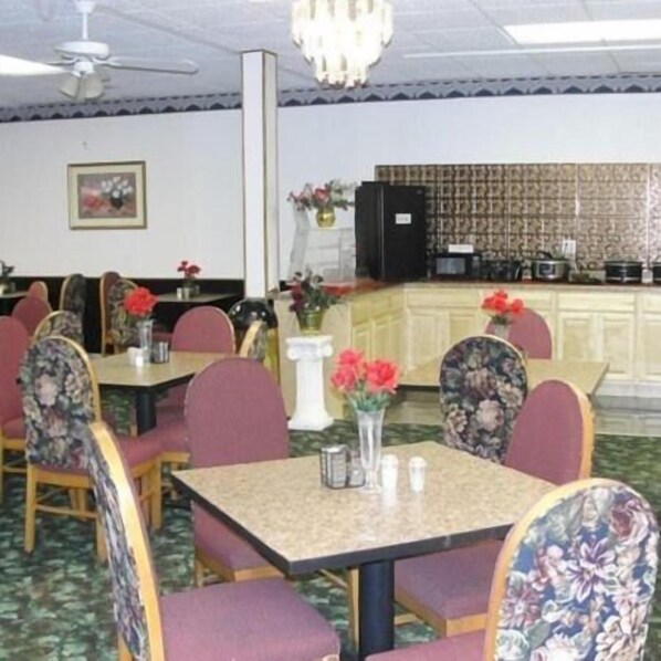 Restaurant - Royal Inn Knoxville Airport Alcoa (Alcoa)