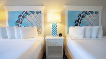 Standardzimmer, Mehrere Betten | Hochwertige Bettwaren, Zimmersafe, Schreibtisch, Bügeleisen/Bügelbrett