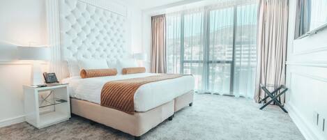 Executive Double Room, 1 Bedroom | Premium bedding, in-room safe, iron/ironing board, free WiFi
