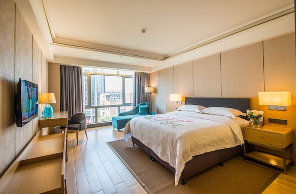 Coffres-forts dans les chambres, bureau, rideaux occultants