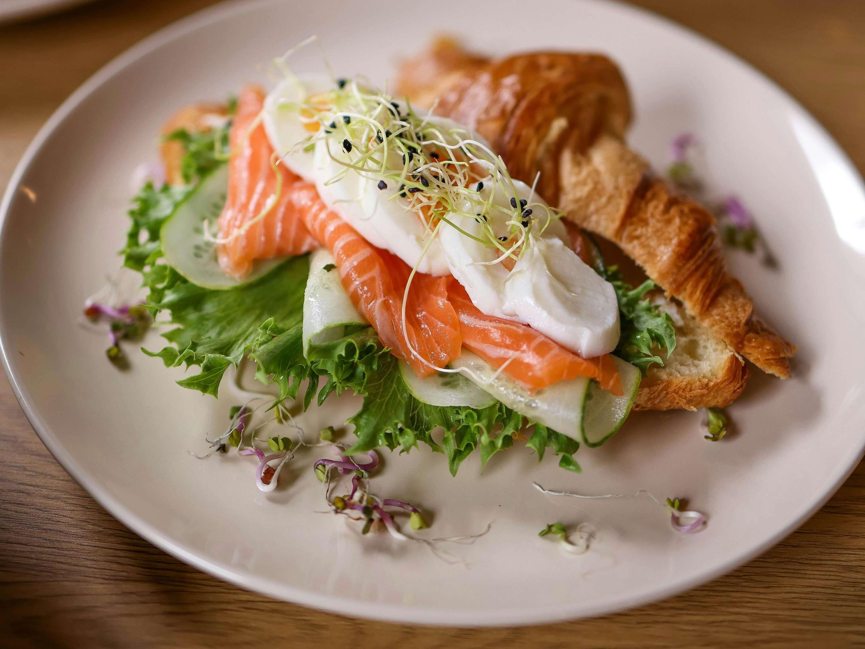 Frokostbuffé hver dag (mot et tillegg)