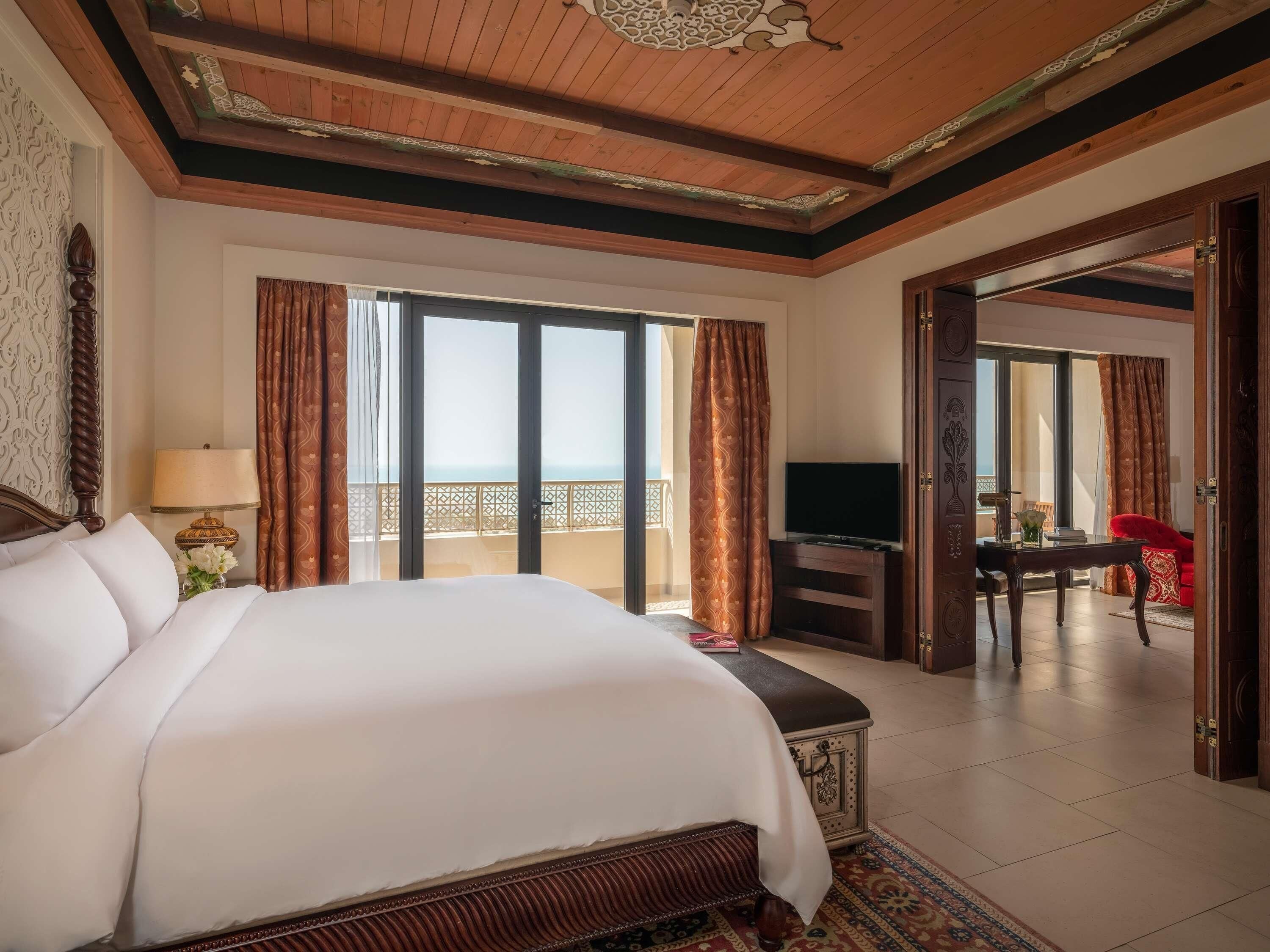 Club Suite, 1 King Bed, Terrace, Sea View (Prestige - Club Millesime Access)