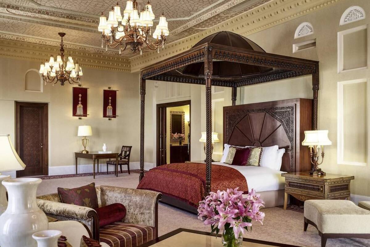 Suite Royale, 2 chambres, terrasse | 1 chambre, draps en coton égyptien, literie de qualité supérieure