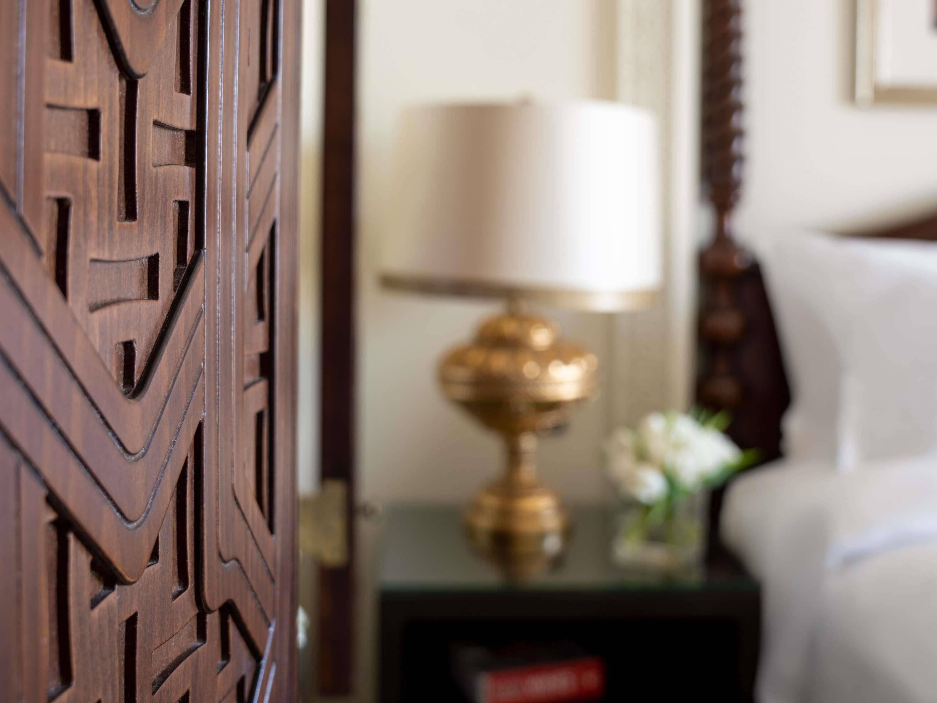 1 bedroom, Egyptian cotton sheets, premium bedding, down comforters