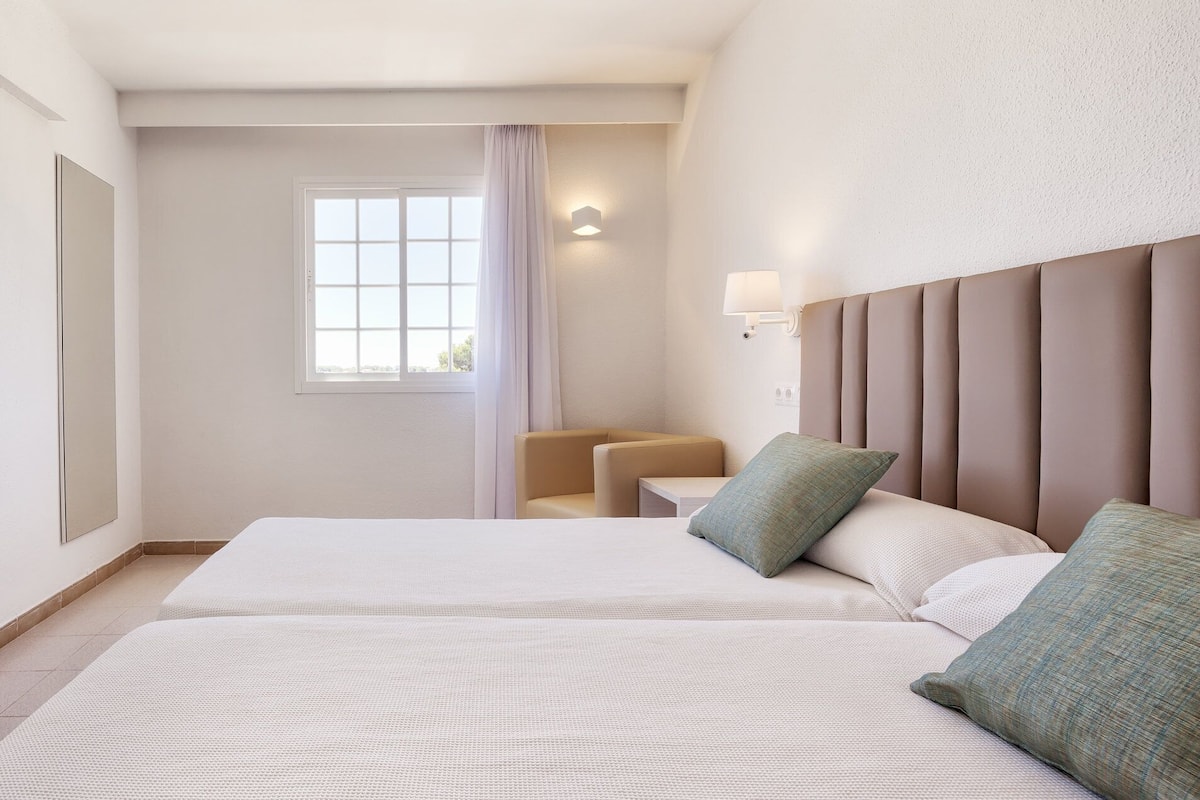 1 slaapkamer, verduisterende gordijnen, geluiddichte muren