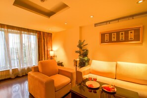 스위트 | 거실 | LED TV