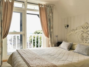 Superior Double Room, Private Bathroom, Sea View (Not Ensuite Balcony )