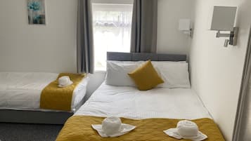 Quarto triplo luxo (Room 3)