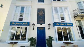 Front of property - The Southern Belle (Hove)