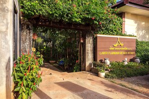 Exterior - Lanta Klong Nin Beach Resort (Ko Lanta)