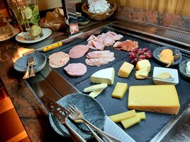 Desayuno buffet todos los días (con cargo)