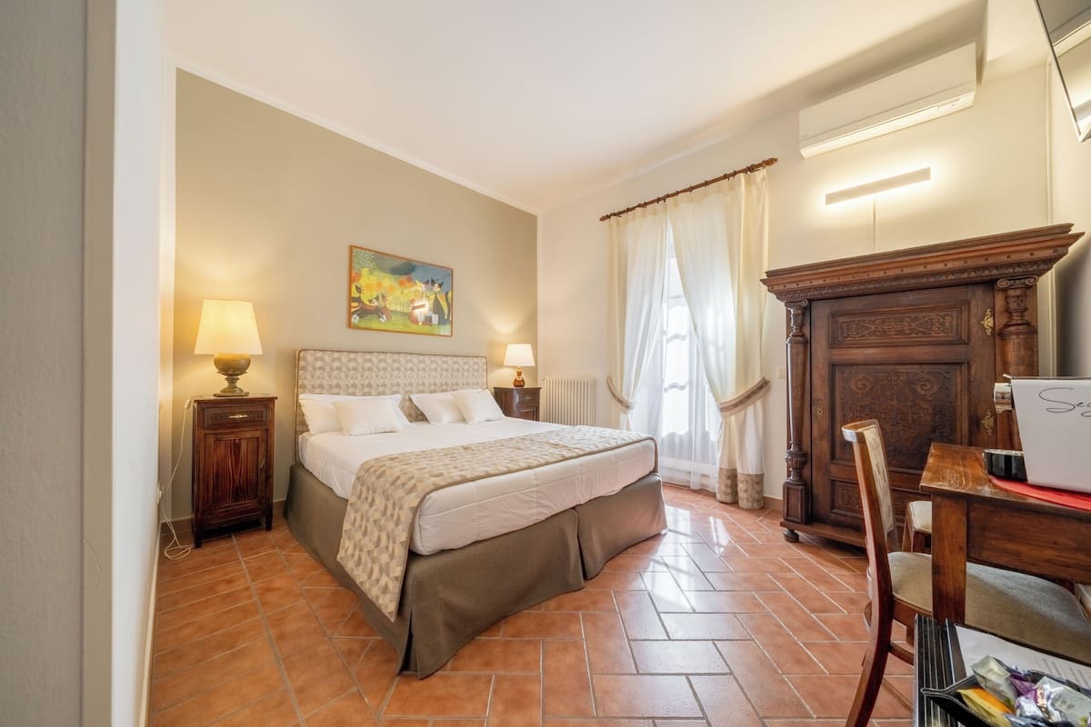 Standard Room, Non Smoking, Balcony