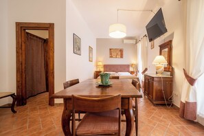 Chambre Supérieure, balcon | Draps italiens Frette, literie de qualité supérieure