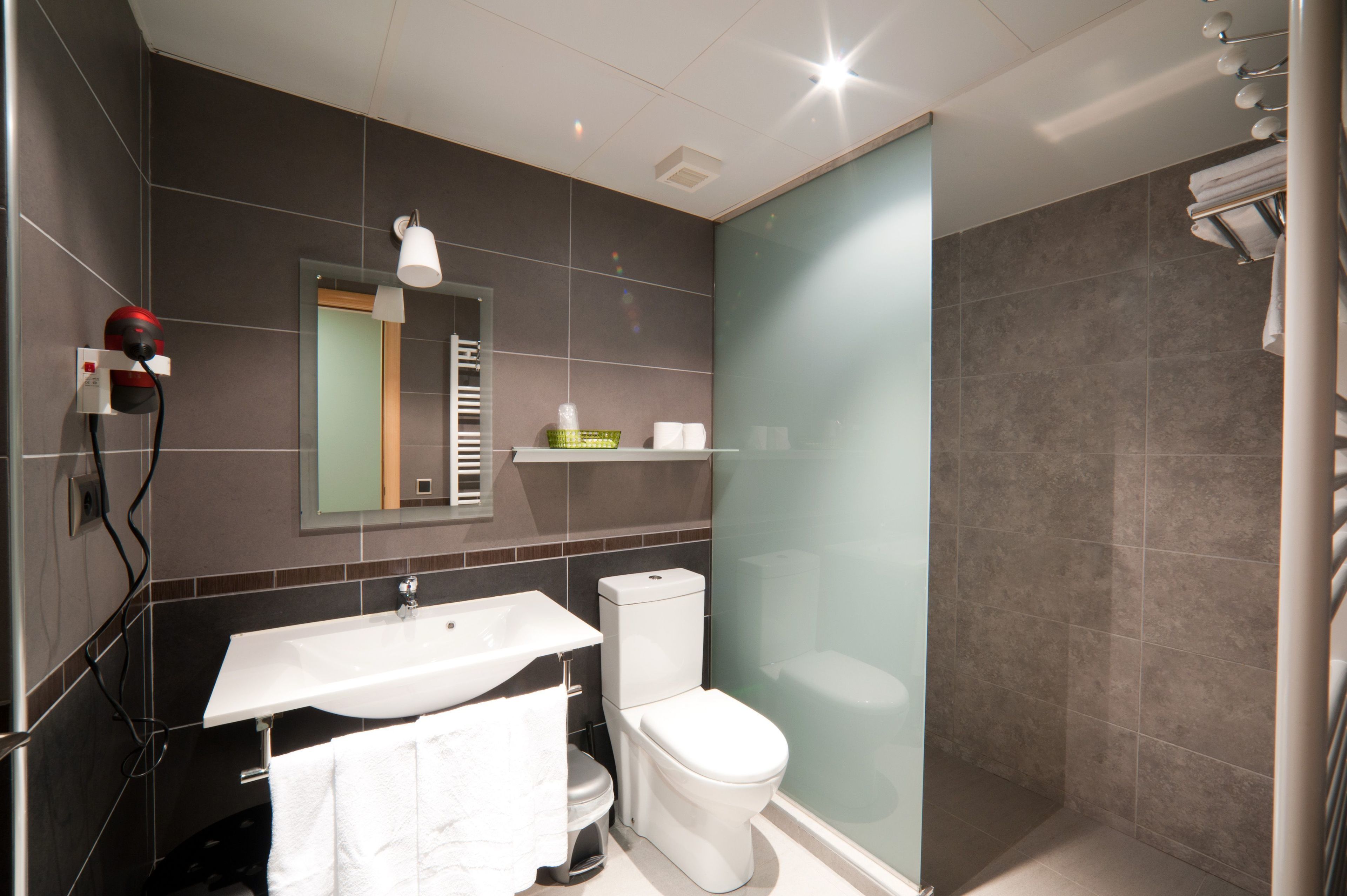 Bathroom | Shower, free toiletries, hair dryer