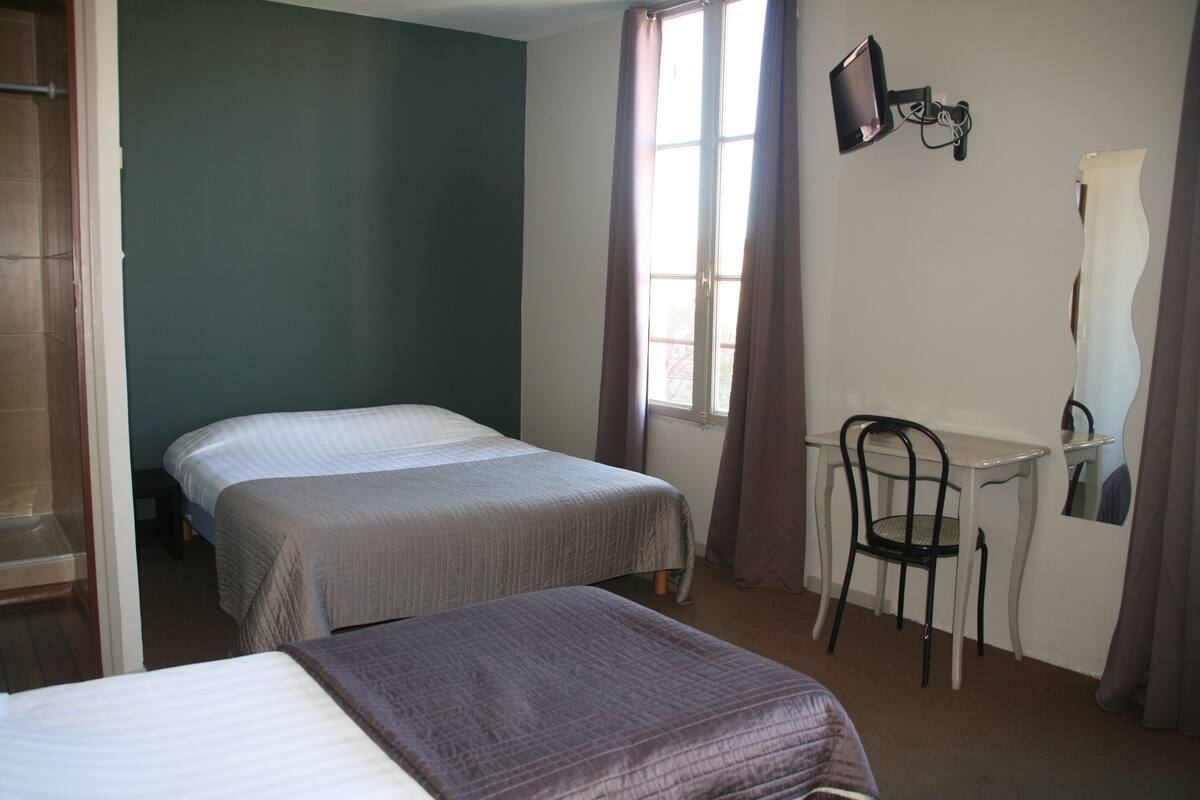Dreibettzimmer