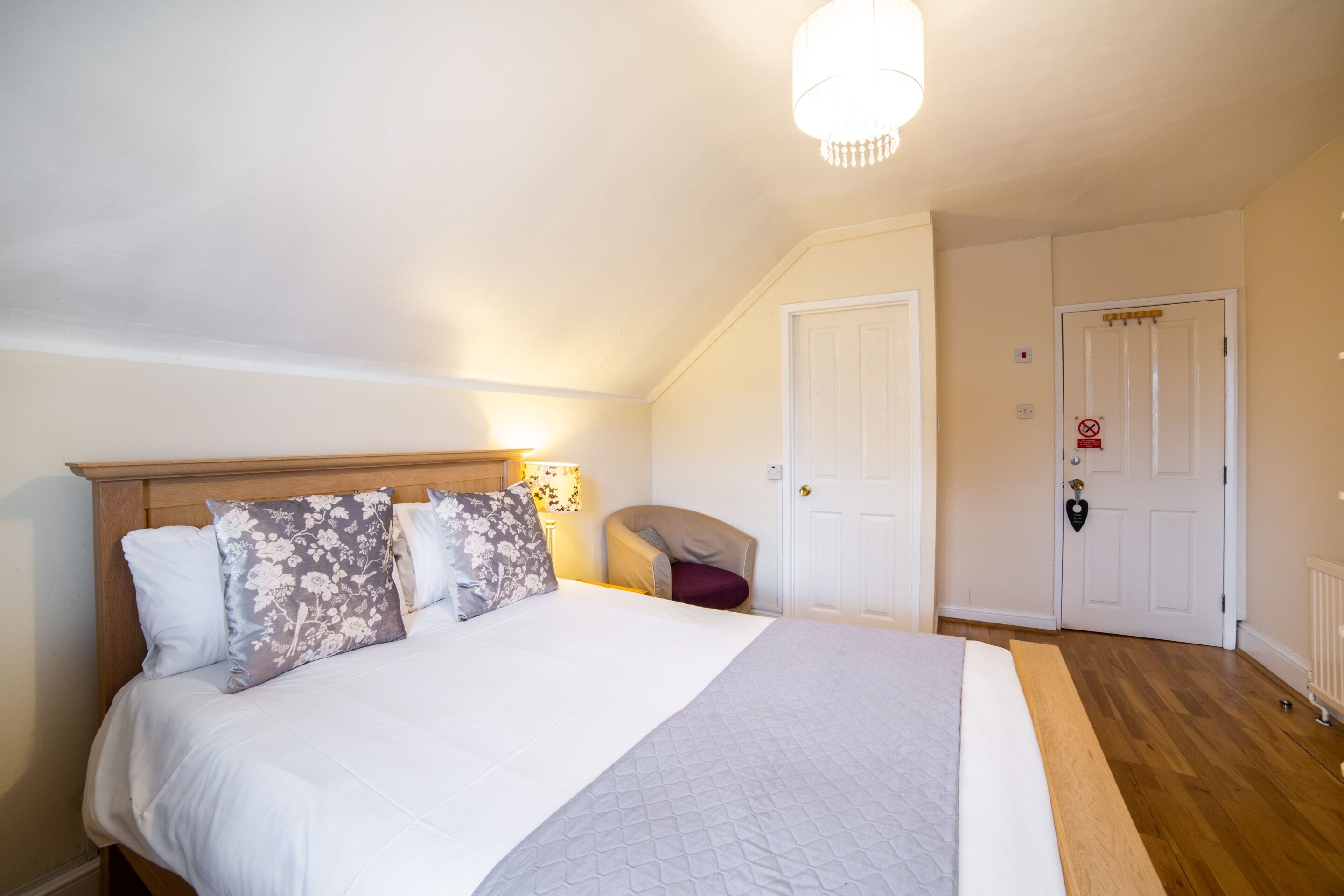 Foto - OYO Lina Guest House