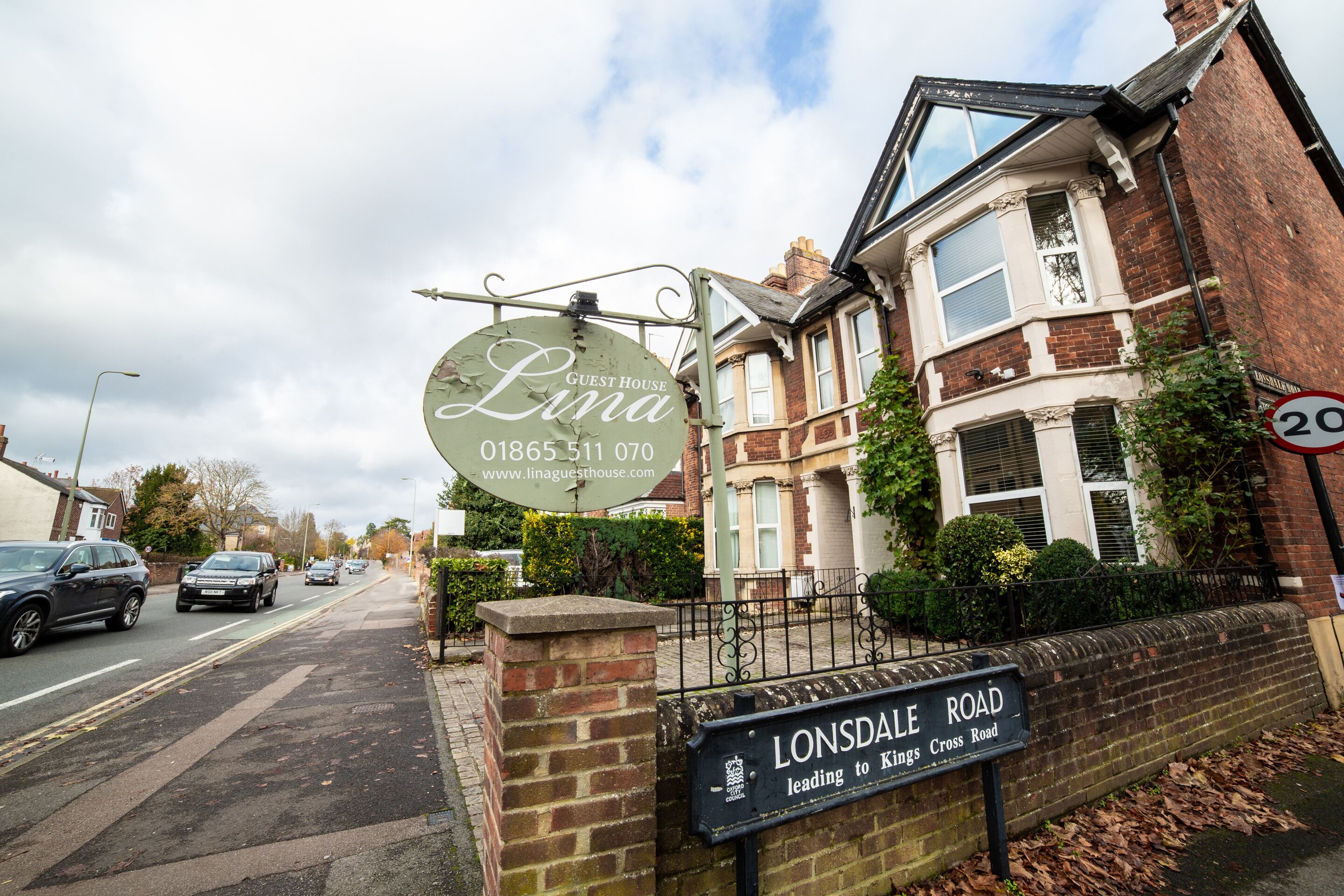 Foto - OYO Lina Guest House