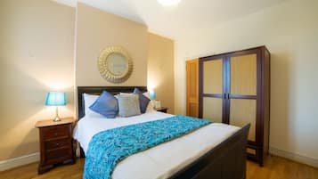 Desk, rollaway beds, free WiFi, bed sheets