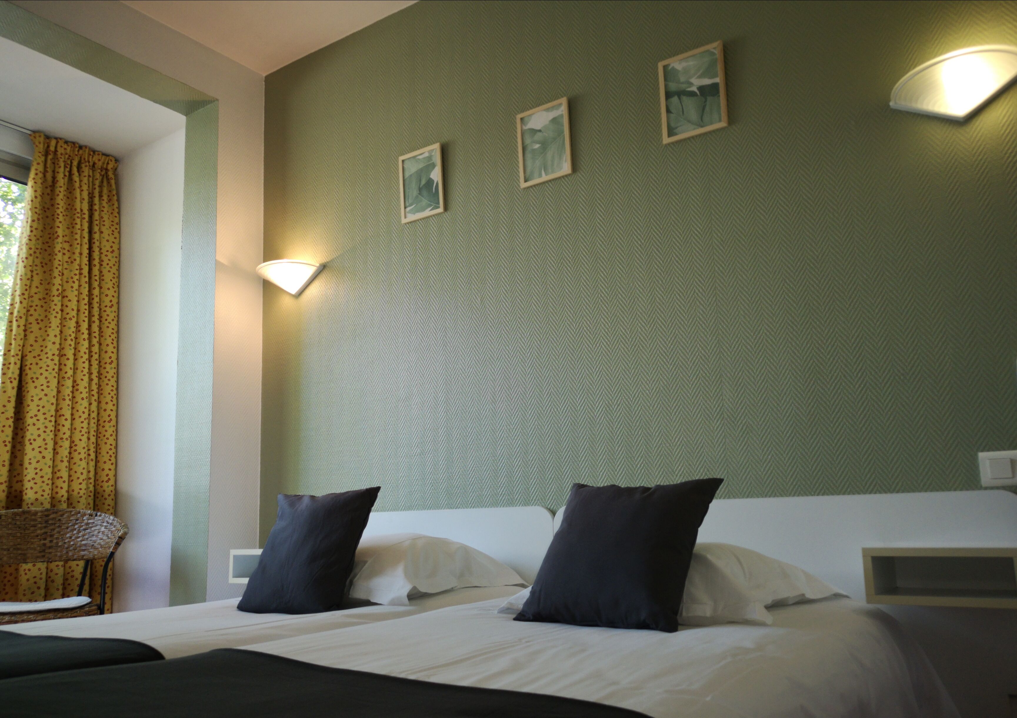 Photo - Trianon Tours
