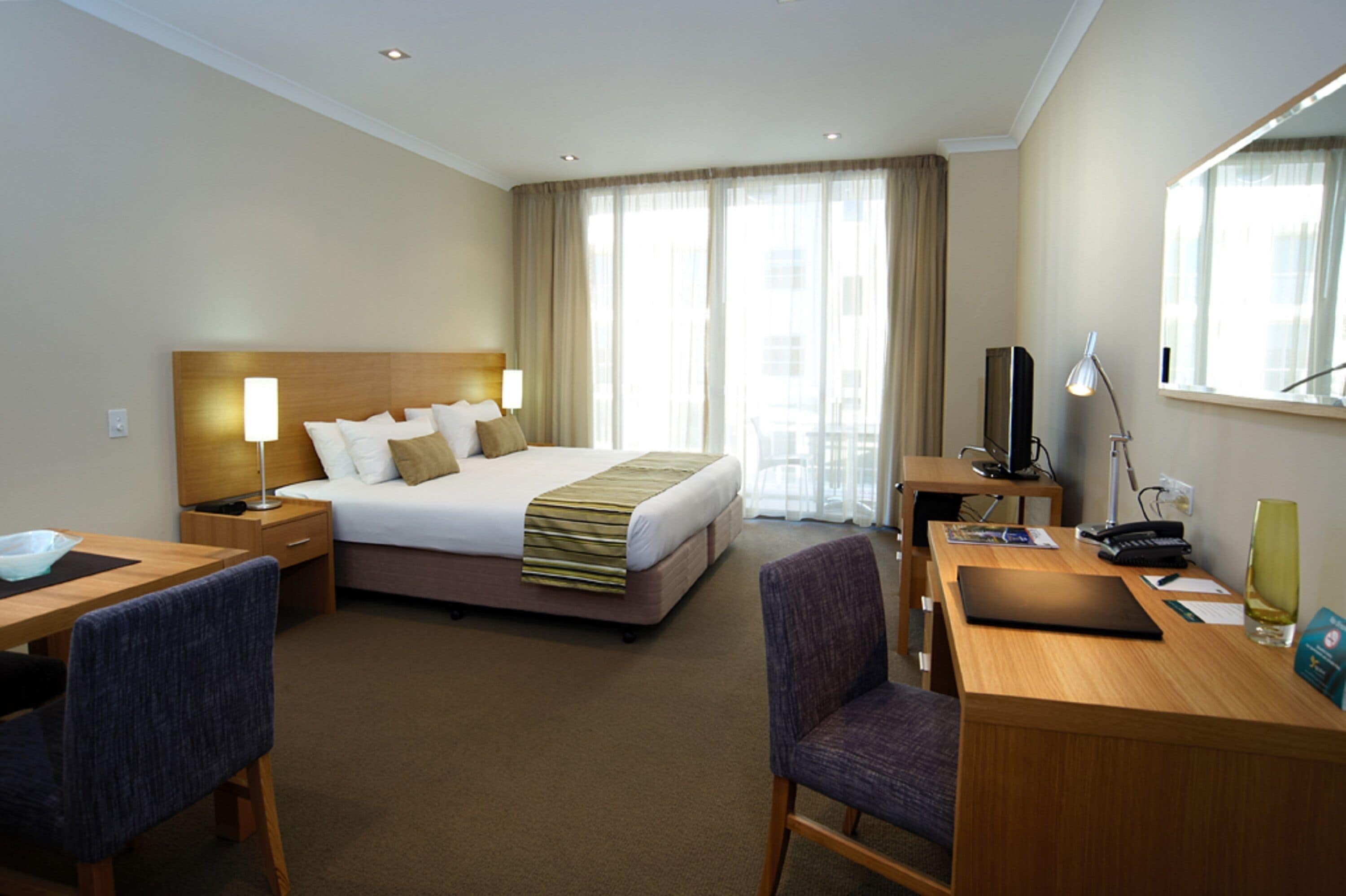 1 bedroom, in-room safe, desk, laptop workspace