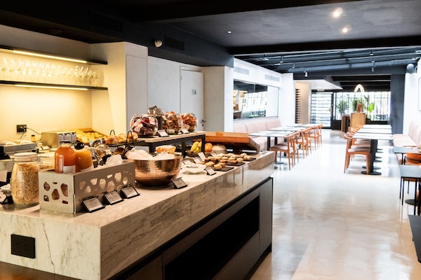 Desayuno buffet incluido todos los días