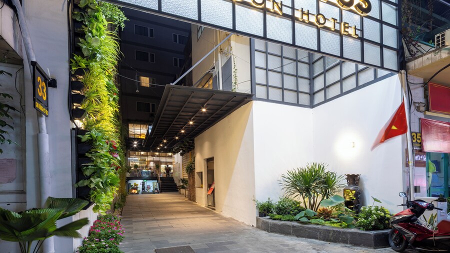 Viet Lotus Saigon Hotel