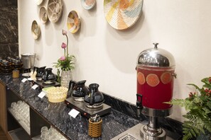 Tägliches inbegriffenes Frühstücksbuffet